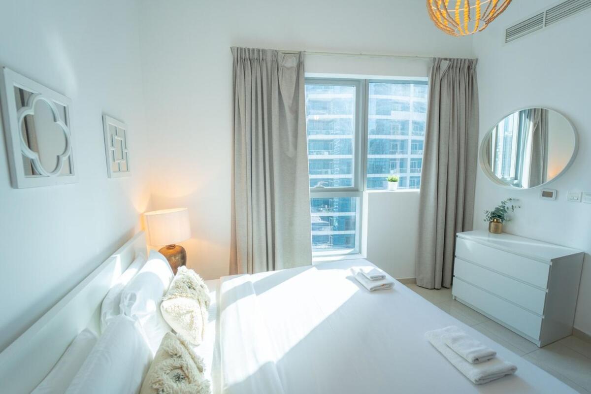 דובאי Aws Holiday Homes - Prime Apartment Near The Beach מראה חיצוני תמונה