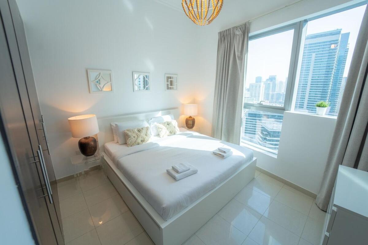 דובאי Aws Holiday Homes - Prime Apartment Near The Beach מראה חיצוני תמונה