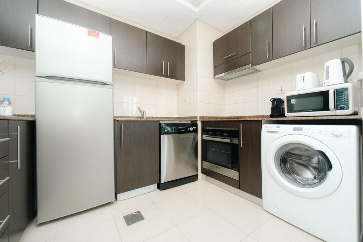 דובאי Aws Holiday Homes - Prime Apartment Near The Beach מראה חיצוני תמונה